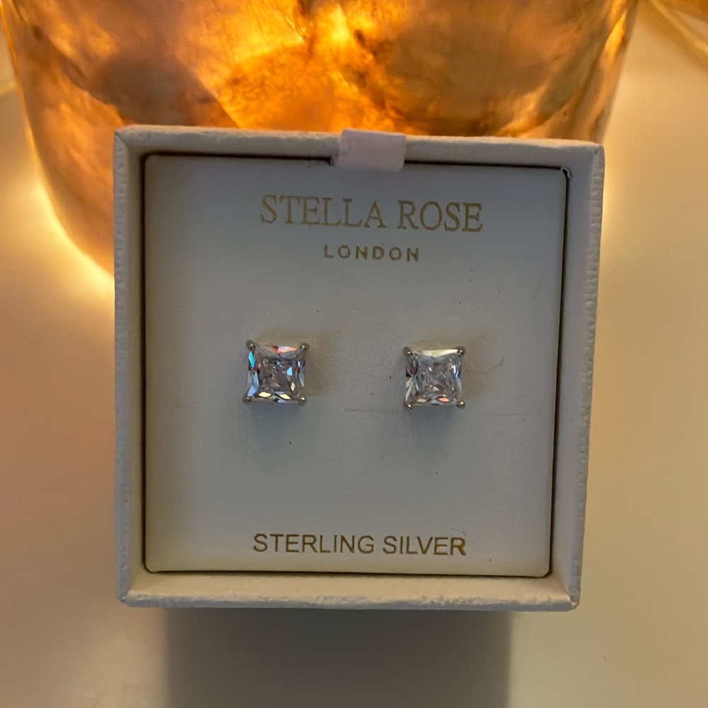 Stella Rose stud earrings